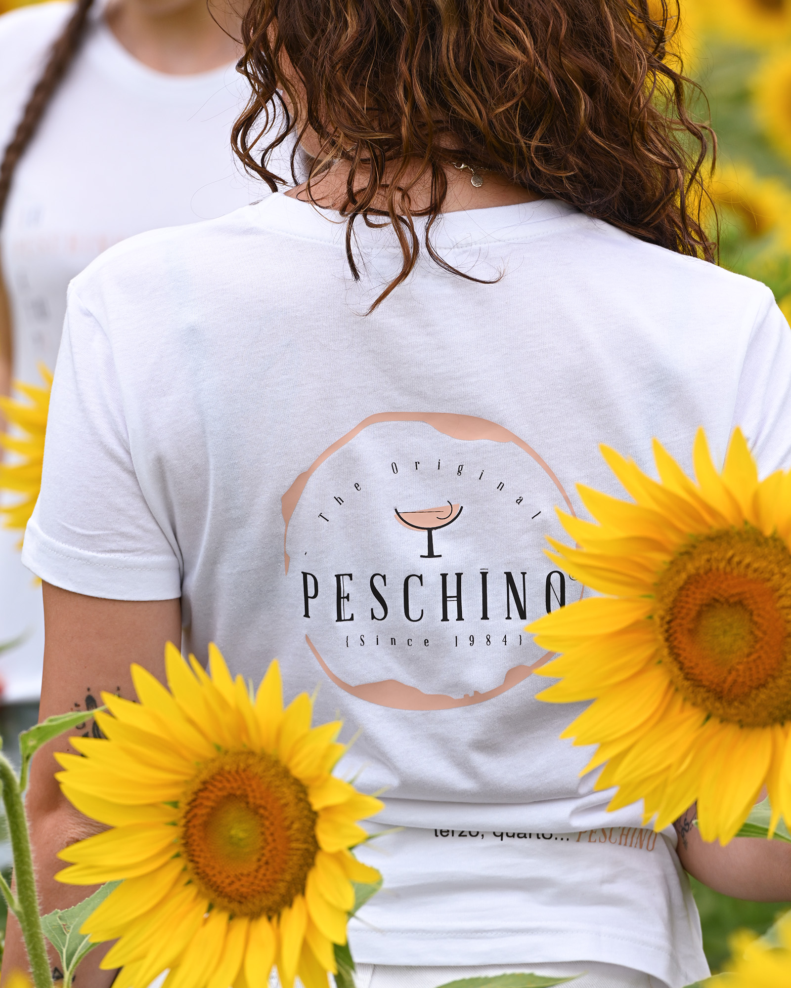 T-SHIRT PESCHINO